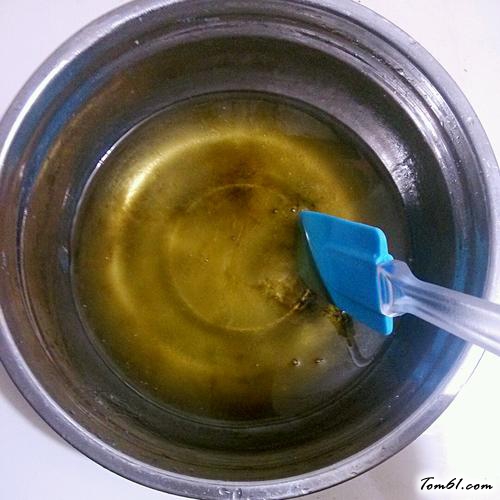 【白莲蓉蛋黄广式月饼】