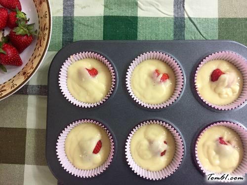 【草莓蜂蜜玛芬蛋糕】