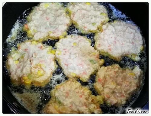 【玉米粒土豆饼】