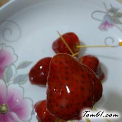 冰糖草莓的做法