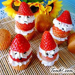 圣诞草莓迷你蛋糕的做法