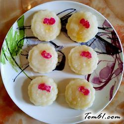 奶香蛋黄馅冰皮月饼的做法