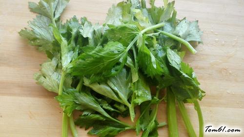 【玉米面菜饼子】