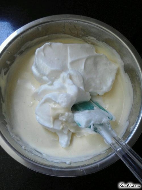 【原味大米戚风蛋糕】