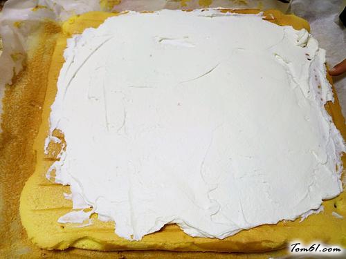 【蓝莓奶油蛋卷】