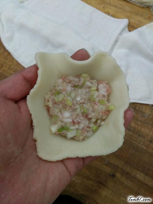 【香酥烤肉饼】