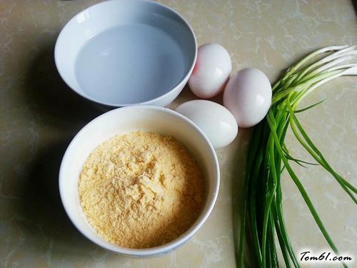 【葱花玉米面蛋饼】