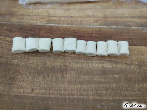 【香酥烤肉饼】