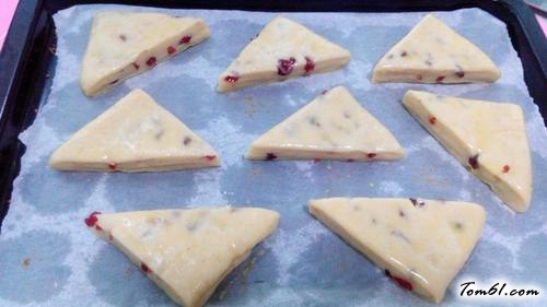 【蔓越莓全麦司康】