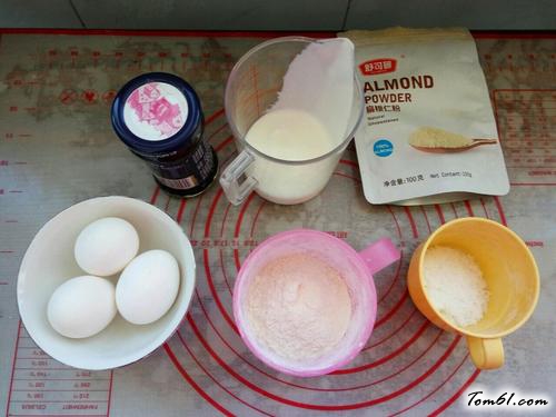 【蓝莓椰丝蛋糕卷】