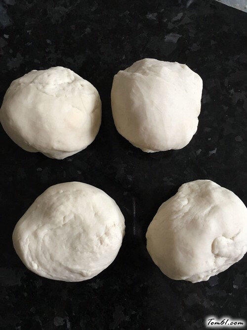 【红糖核桃仁馅饼】