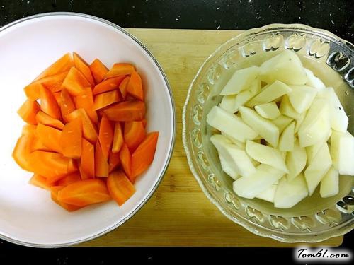 【黑椒土豆块】