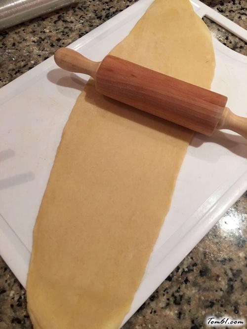 【苹果玫瑰花卷】