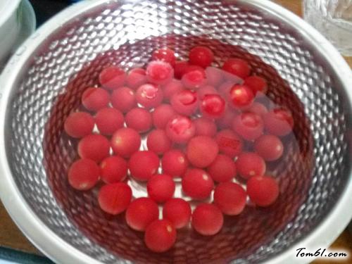 【圣女果冰糖葫芦】