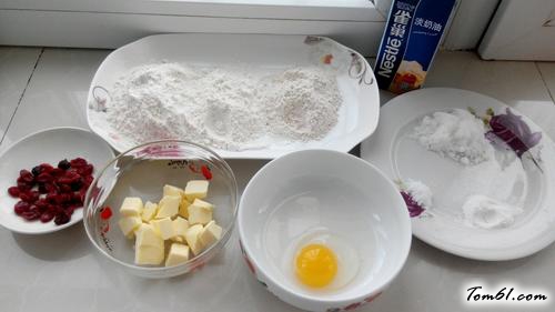 【蔓越莓全麦司康】