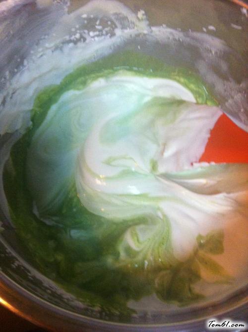 【蜜豆抹茶红丝绒蛋糕卷】