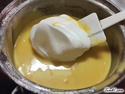 【草莓烫面奶油蛋糕卷】