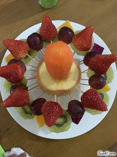 【水果圣诞树】