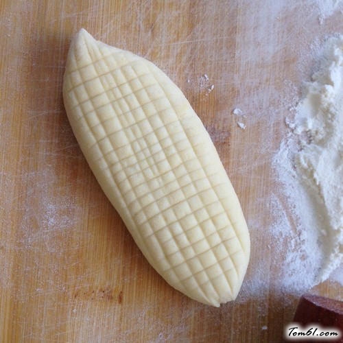 【玉米豆沙饼】