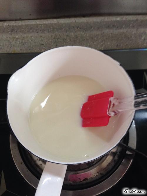 【焦糖鸡蛋牛奶布丁】