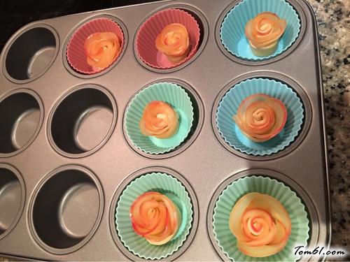 【苹果玫瑰花卷】