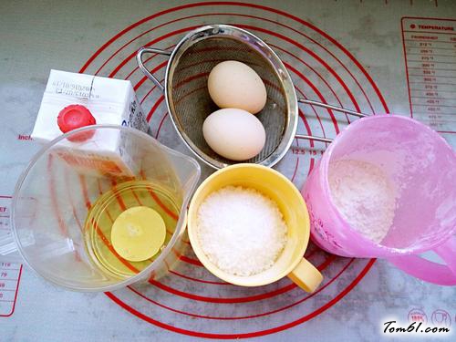 【圣诞草莓迷你蛋糕】