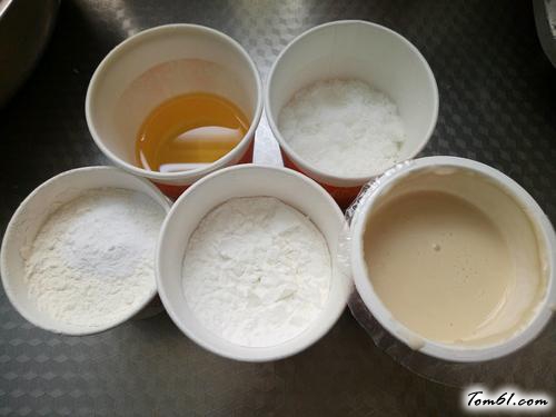 【方块小蛋糕】