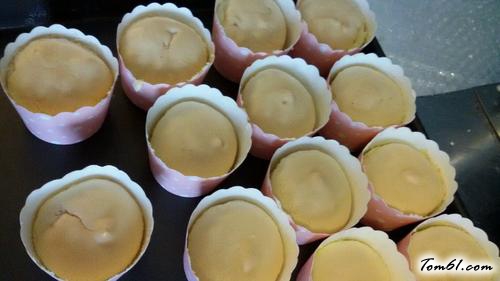 【原味纸杯蛋糕】