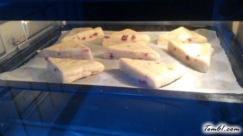 【蔓越莓全麦司康】