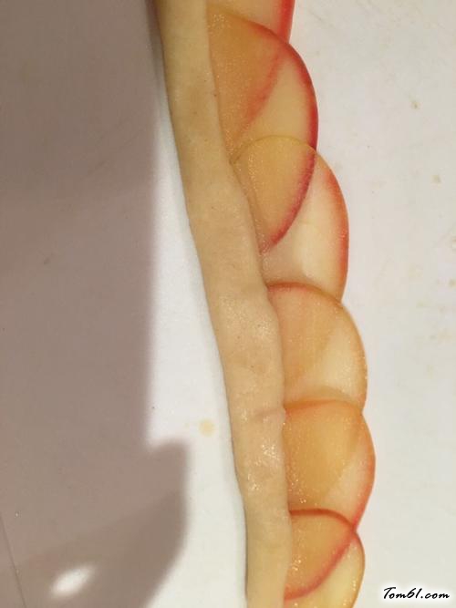 【苹果玫瑰花卷】