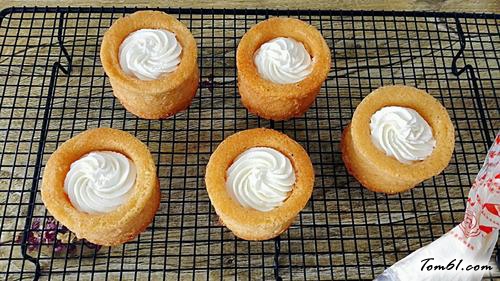 【杯子奶油蛋糕】