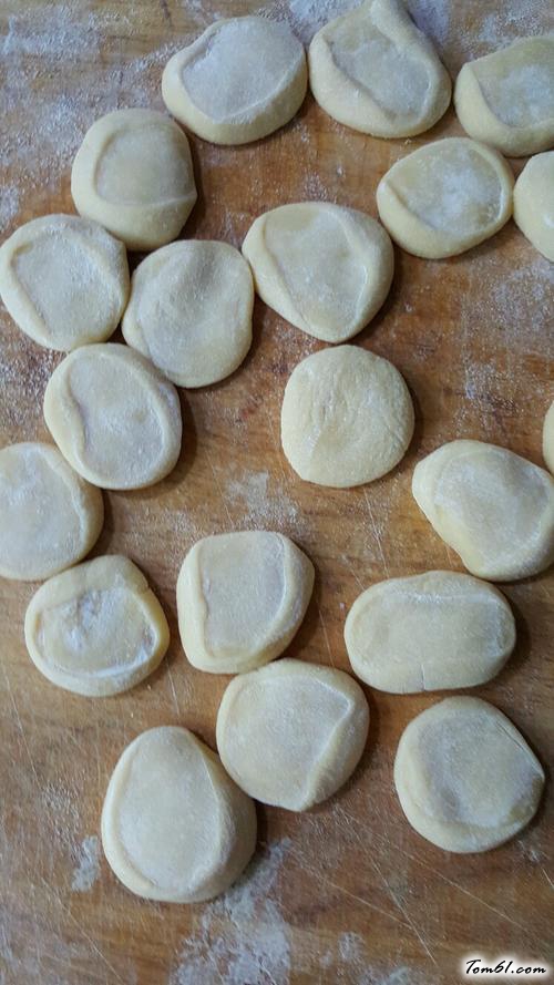 【灌汤生煎包】