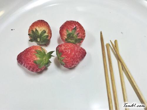 【草莓巧克力棒棒糖】