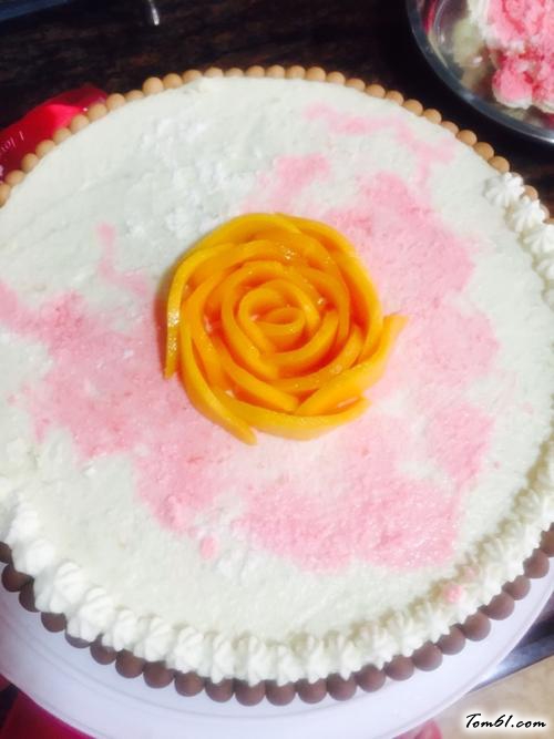 【榴莲慕斯蛋糕】