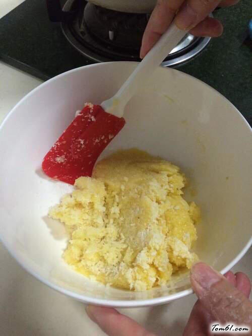 【椰蓉开口酥】