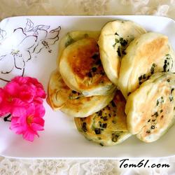 葱油饼的做法2
