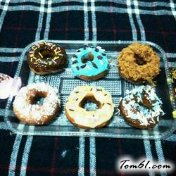 巧克力淋面甜甜圈的做法