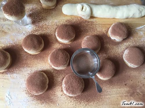 【香菇豆沙馒头】