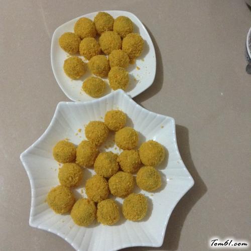 【鲜虾土豆丸】