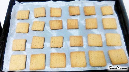 【全麦苏打饼干】