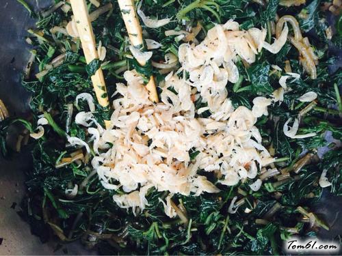 【虾米野菜盒子】