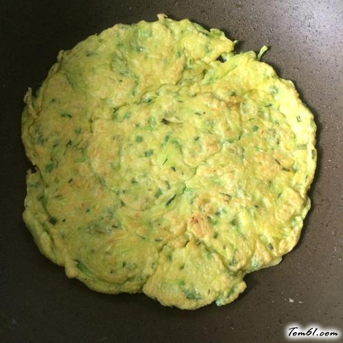 【嫩南瓜鸡蛋煎饼】