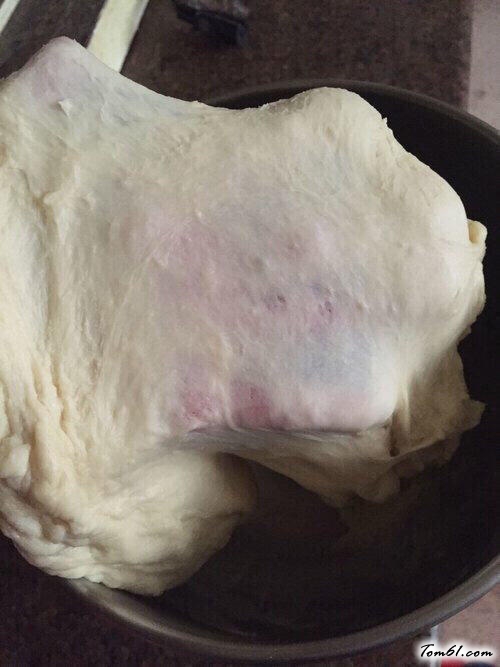 【炼乳小面包】