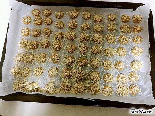 【芝麻蛋香小饼】