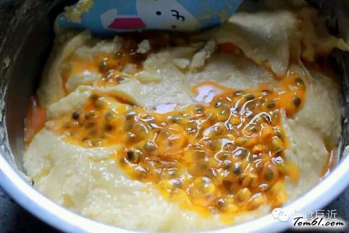 【百香果磅蛋糕】