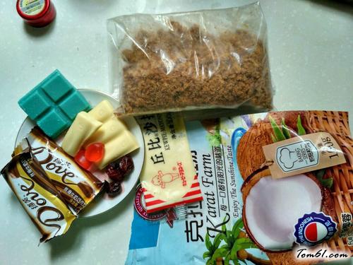 【巧克力淋面甜甜圈】