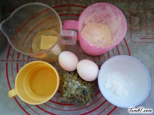 【南瓜籽蜂蜜小蛋糕】