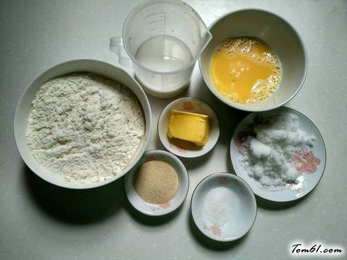 【巧克力淋面甜甜圈】