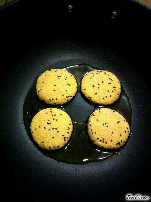 【芝麻南瓜饼】