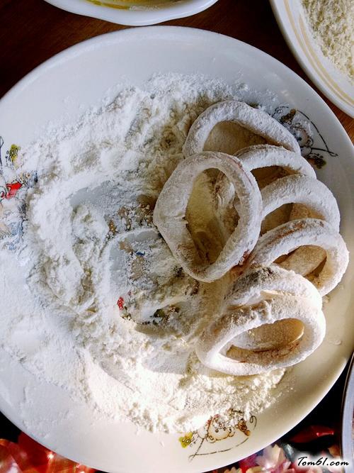 【酥炸鱿鱼圈】
